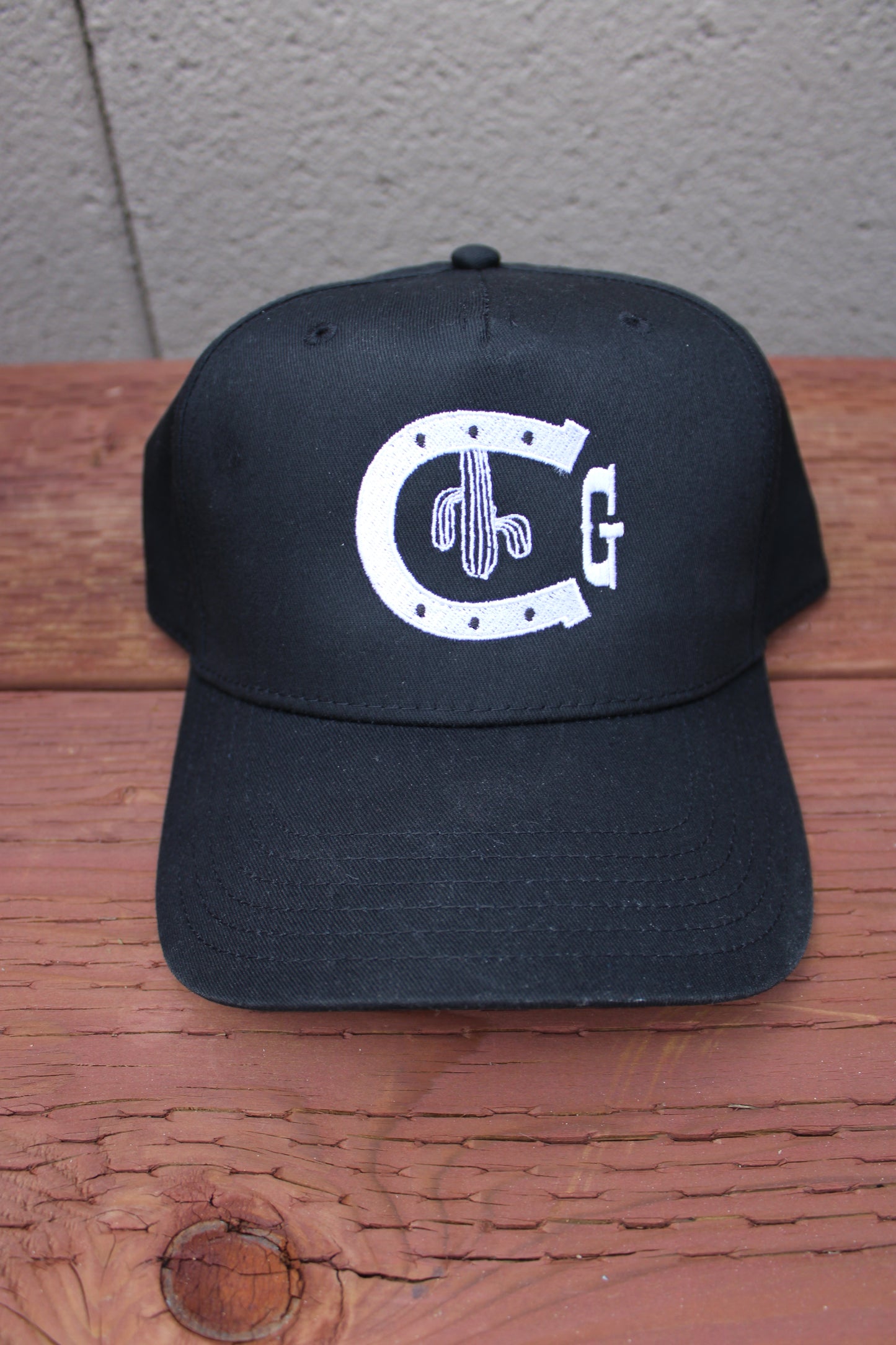 Cacti Guy Horseshoe Black & White Hat